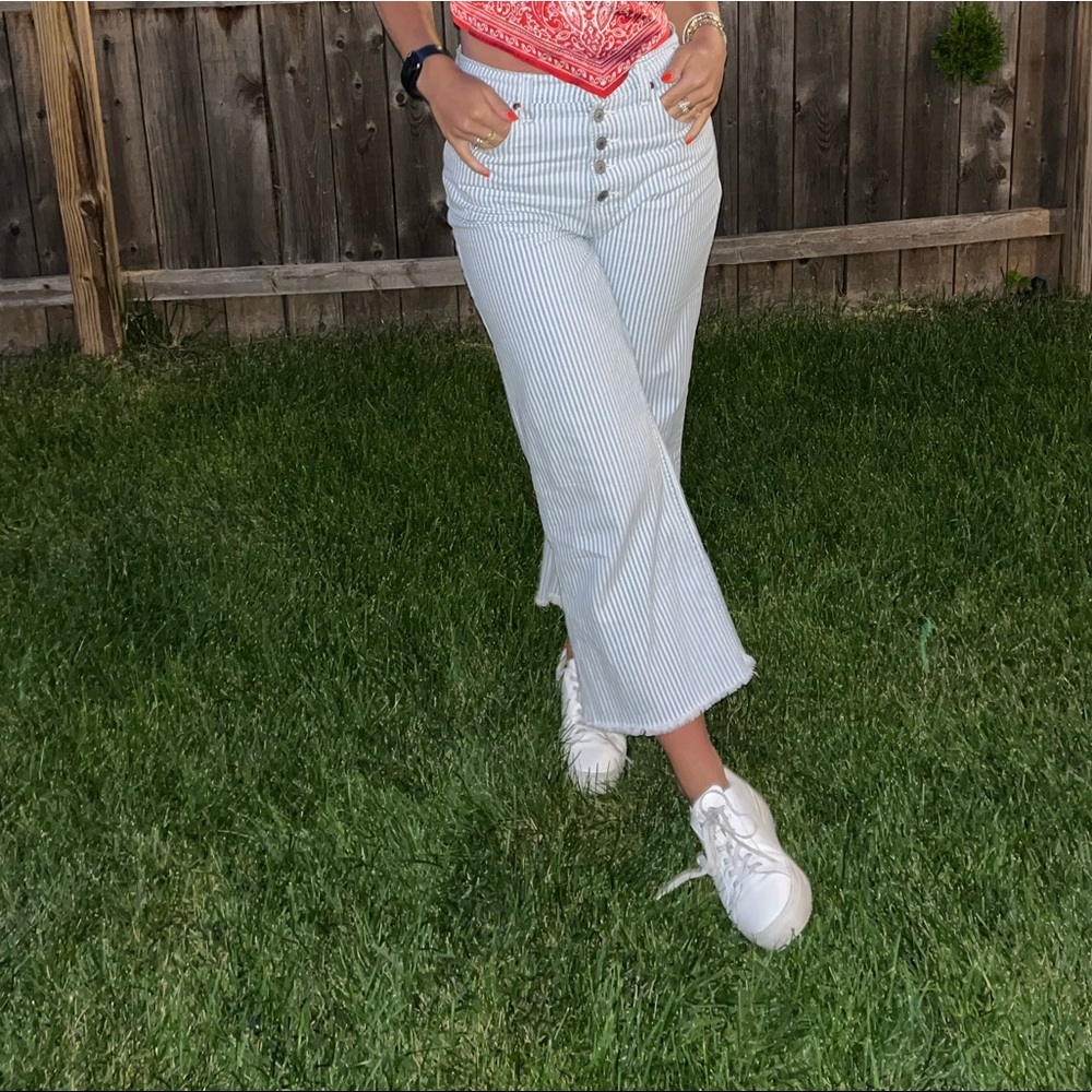 Abercrombie stripped jeans